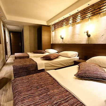 Elibol Old Hotell