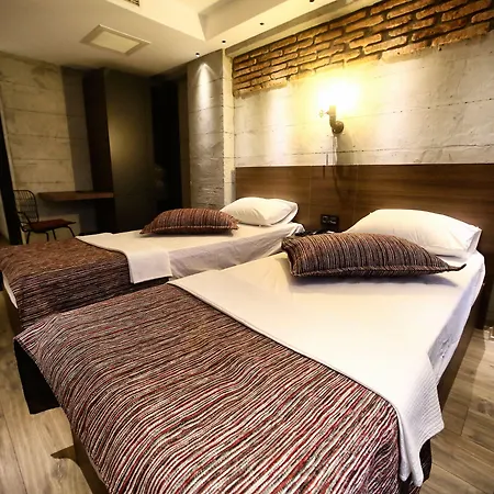 Elibol Old Hotell