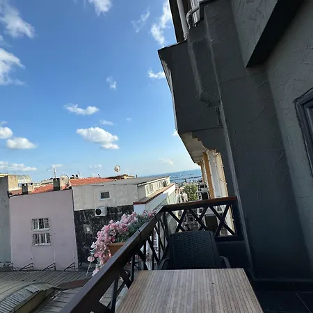 Elibol Old Hotell 3*