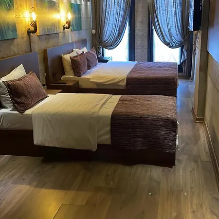 Elibol Old Hotell 3*