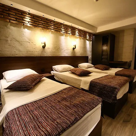 Hotell Elibol Old 3*