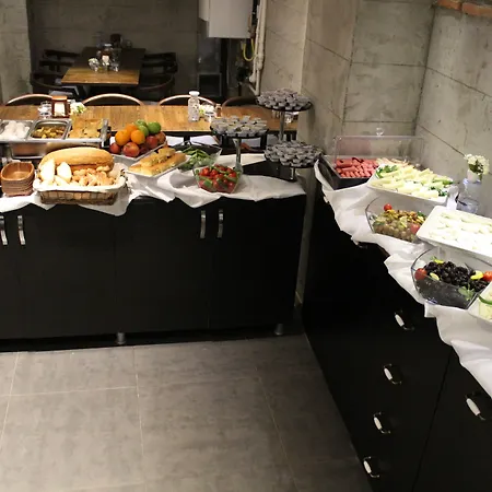 Hotell Elibol Old 3*