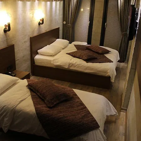 Elibol Old Hotel